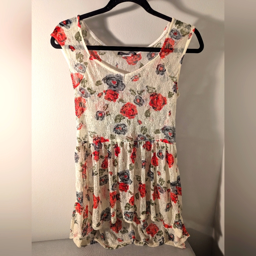 HITP White Floral Lace Flowy Long Top / Dress Women's size Medium